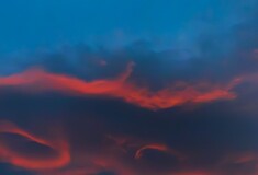 Τι ήταν τα περίεργα σύννεφα που θυμίζουν UFO και είδαμε χθες στον ουρανό