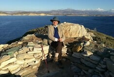 Πέθανε ο αρχαιολόγος Κόλιν Ρένφιου, σπουδαίος μελετητής του κυκλαδικού πολιτισμού