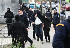 Κολωνός - Δίκη 12χρονης: Ενοχή για 14 από τους 17 κατηγορούμενους, ζητά η εισαγγελέας