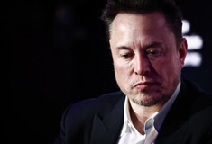 Η Tesla θέλει να δώσει $56 δισ. στον Έλον Μασκ - Μία δικαστής λέει «όχι»