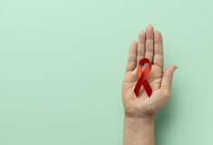 Η νέα, ανατρεπτική καμπάνια και το αιχμηρό μήνυμα της Gilead Sciences για την Παγκόσμια Ημέρα AIDS