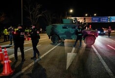 Μαρτυρία στην LiFO Ελληνίδας δημοσιογράφου που ζει στη Νότια Κορέα: «Πάθαμε σοκ μόλις είδαμε τα άρματα στους δρόμους»