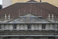 Η πρόσοψη της Σκάλας του Μιλάνου επιστρέφει στην παλιά της δόξα