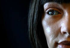 Οι φιλίες τεχνητής νοημοσύνης ισχυρίζονται ότι θεραπεύουν τη μοναξιά - Ορισμένες καταλήγουν σε αυτοκτονία