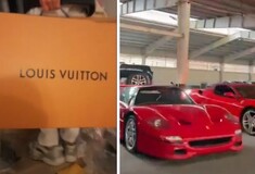 Louis Vuitton, Ferrari και Lamborghini: Ο «θησαυρός» που βρήκαν οι Σύροι στις οικίες του Άσαντ
