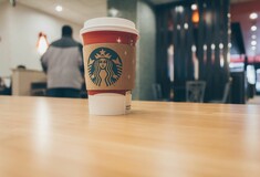 Οι baristas των Starbucks θα απεργήσουν κατά τη διάρκεια των εορτών