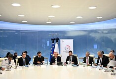 Νέα κυβέρνηση στη Γαλλία: Ποιοι έμειναν και ποιοι αναλαμβάνουν τώρα - Όλα τα ονόματα