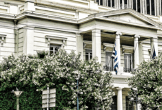 ΥΠΕΞ: Η μεταβατική κατάσταση στην Συρία δε νομιμοποιεί οποιαδήποτε συμφωνία για ΑΟΖ
