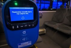 Tap2ride: Τι αλλάζει με τις ανέπαφες πληρωμές από σήμερα σε μετρό, τραμ, λεωφορεία, τρόλεϊ