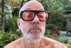 Ο τραγουδιστής των R.E.M μποϊκοτάρει το Facebook και το Instagram