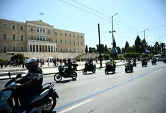 Θα απαγορευτεί νομοθετικά η χορήγηση καυσίμων σε όποιον μοτοσυκλετιστή δεν φοράει κράνος 