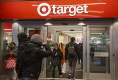 Η Target τερματίζει τις πρωτοβουλίες συμπερίληψης, ακολουθώντας το δόγμα Τραμπ 