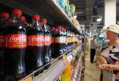 Coca Cola: Ανακαλεί μπουκάλια στην Ευρώπη λόγω χημικής ουσίας
