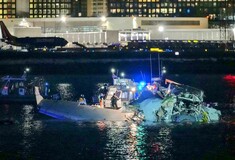 Τι ξέρουμε για τους τύπους αεροσκάφους και ελικοπτέρου που συγκρούστηκαν εν πτήσει στην Ουάσινγκτον