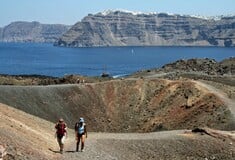 Κάτω από το ηφαίστειο 