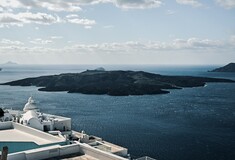 Πάνω από 7.700 σεισμοί σε 10 ημέρες σε Σαντορίνη και Αμοργό – Κίνδυνος για εντονότερες κατολισθήσεις