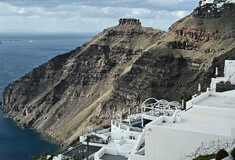 Κλειστά σχολεία σε Σαντορίνη, Ίο, Ανάφη, Αμοργό - Τι αποφάσισαν οι επιτροπές