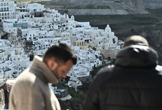 Σαντορίνη: «Σε διαρκή αγωνία οι κάτοικοι, εύχονται για ισχυρό σεισμό παρά αυτό το βασανιστήριο»