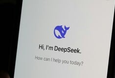 Η Νότια Κορέα αποσύρει το DeepSeek από τα διαδικτυακά καταστήματα 