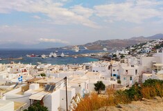 Μύκονος: Πάρτι αυθαιρεσίας αποκαλύπτουν οι έλεγχοι του ΥΠΕΝ