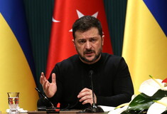 Ζελένσκι: Ο Τραμπ «ζει στην παραπληροφόρηση» που δημιούργησε η Ρωσία