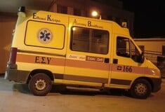 Τροχαίο στους Αγίους Αναργύρους: Δύο τραυματίες, ο ένας σοβαρά