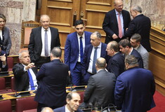 Βουλή: Απορρίφθηκε η πρόταση δυσπιστίας με 157 ψήφους κατά και 136 υπέρ