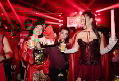 BACARDI Spiced: Το κοκτέιλ που έπιναν όλοι στο πατρινό Καρναβάλι (και πώς να το φτιάξετε)