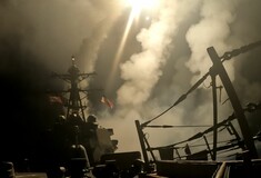 Τουλάχιστον 20 νεκροί από τις αμερικανικές αεροπορικές επιδρομές, σύμφωνα με τους Χούτι