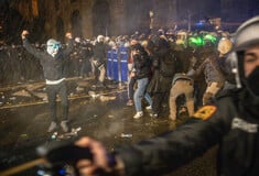 Κλιμακώνεται η ένταση στην Τουρκία μετά τη σύλληψη Ιμάμογλου – Κάλεσμα της αντιπολίτευσης σε «νύχτα δημοκρατίας»