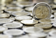 Η Ευρώπη βλέπει ευκαιρία στο οικονομικό χάος του Τραμπ
