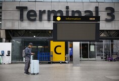 Χίθροου: Οι πτήσεις άρχισαν, τα προβλήματα από το πολύωρο μπλακ άουτ παραμένουν