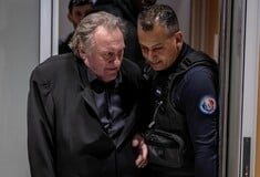 Ζεράρ Ντεπαρντιέ: «Δεν θεωρώ ότι είναι σεξουαλική επίθεση το να πιάσει κανείς τα οπίσθια κάποιου» είπε στο δικαστήριο