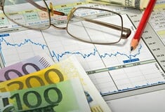 Κατώτατος μισθός: Τι σηματοδοτεί η αύξηση στα 880 ευρώ