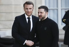 Μακρόν: Θα πρέπει και η Ρωσία να συμφωνήσει, χωρίς όρους και προϋποθέσεις, σε κατάπαυση πυρός 30 ημερών