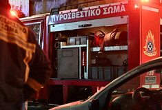 Φωτιά σε διαμέρισμα στην Αγία Βαρβάρα - Στο νοσοκομείο μία τραυματίας