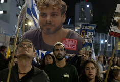 Ισραήλ: Πάνω από 100.000 διαδηλωτές ζήτησαν νέα συμφωνία για την απελευθέρωση των ομήρων