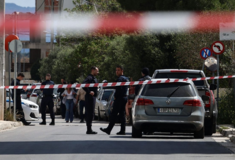 Κορωπί: Ο 51χρονος δράστης είχε επιτεθεί και σε δεύτερο άνδρα πριν μπει στο λεωφορείο