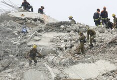 Μιανμάρ: Ανασύρθηκε ζωντανός από τα συντρίμμια, πέντε μέρες μετά τον καταστροφικό σεισμό 7,7 βαθμών