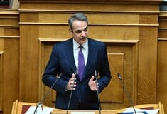 Βουλή- Live: Η συζήτηση για την αμυντική πολιτική και τα εξοπλιστικά – Ομιλίες Πρωθυπουργού και αρχηγών