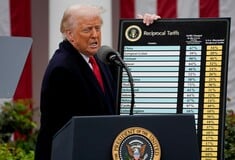 Τα fake news του Τραμπ για τους δασμούς και το εμπόριο