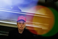 Η πρώτη αντίδραση Έλον Μασκ στις πληροφορίες ότι αποχωρεί από την κυβέρνηση Τραμπ - Τι απαντά ο Λευκός Οίκος