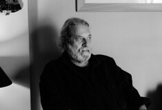 Νίκος Οικονομόπουλος: «Οι μοδάτοι φωτογραφίζουν σήμερα με φιλμ· αλλά η ψηφιακή είναι μακράν ανώτερη φωτογραφία»
