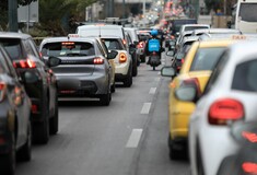 Η κίνηση στους δρόμους: Καθυστερήσεις σε Κηφισό και κέντρο της Αθήνας