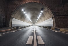 CHECK Οδικές σήραγγες: πως οδηγούμε με ασφάλεια τι μάς προσφέρουν ως υποδομές