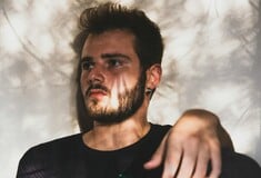 Μελέτη: Η οικονομική ανασφάλεια ενισχύει τον αντιφεμινισμό στους Ευρωπαίους νέους άνδρες