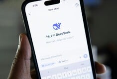 Οι ΗΠΑ παίρνουν μέτρα κατά της DeepSeek: Tο σενάριο Huawei επαναλαμβάνεται στην εποχή του AI