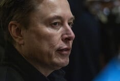 «Κόφτης» της κυβέρνησης Τραμπ: Το DOGE του Μασκ «παγώνει» χρηματοδοτήσεις σε χιλιάδες φορείς υγείας