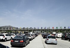 Έξοδος Πάσχα: Ουρές στην εθνική οδό - Γεμάτα αναχωρούν τα πλοία