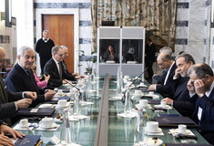 Στις 26 Απριλίου ο επόμενος γύρος διαπραγματεύσεων Ιράν-ΗΠΑ στο Ομάν